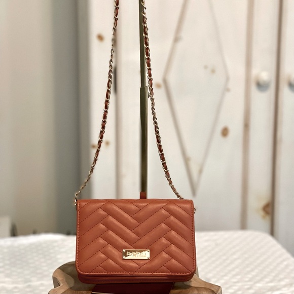 bebe Handbags - Elegant BEBE Sophia
Crossbody Bag Warm Blush
New condition